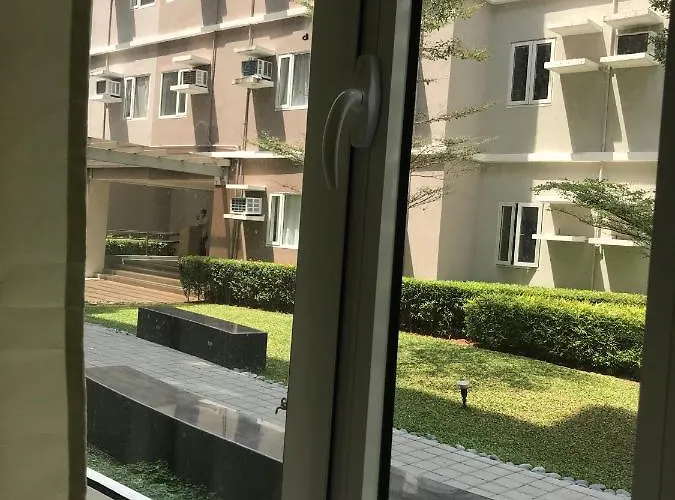 T&jj Trees Staycation 2 Bedrooms